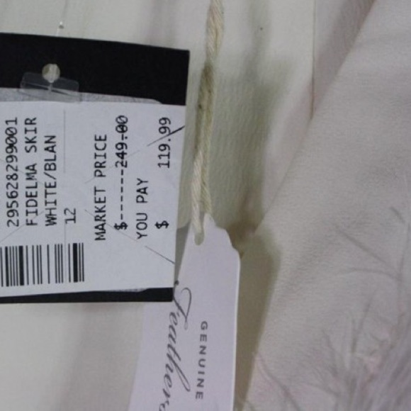 NWT Designer Women’s Club Monoco White Feather Ruffle Skirt Original $119 - Picture 16 of 16